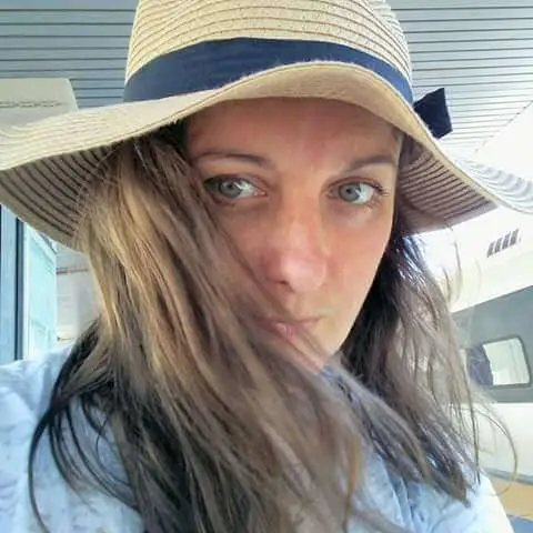 Kira Yustak