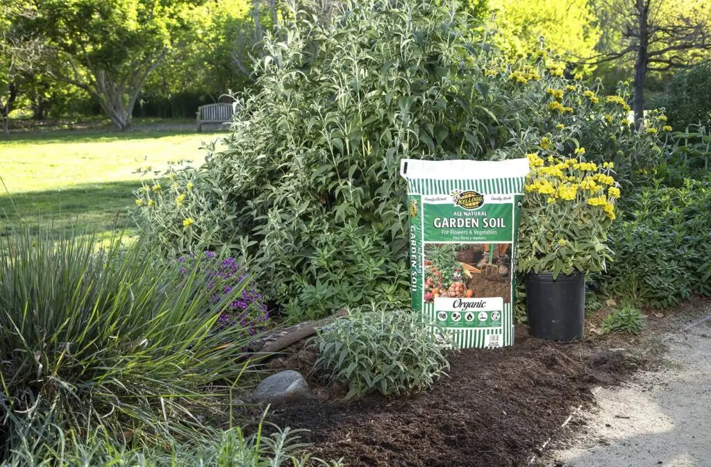 kellogg garden organics all natural garden soil